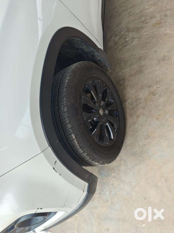 Maruti Suzuki Brezza 1.5 Zxi Smart Hybrid, 2021, Petrol