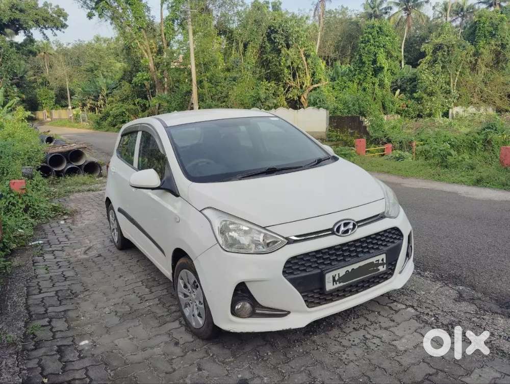 Hyundai Grand I10 2017 Petrol 72000 Km Driven