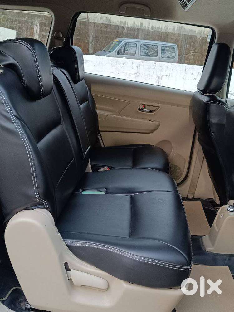 Maruti Suzuki Ertiga 2022-2023 Vxi Cng, 2023, Cng & Hybrids