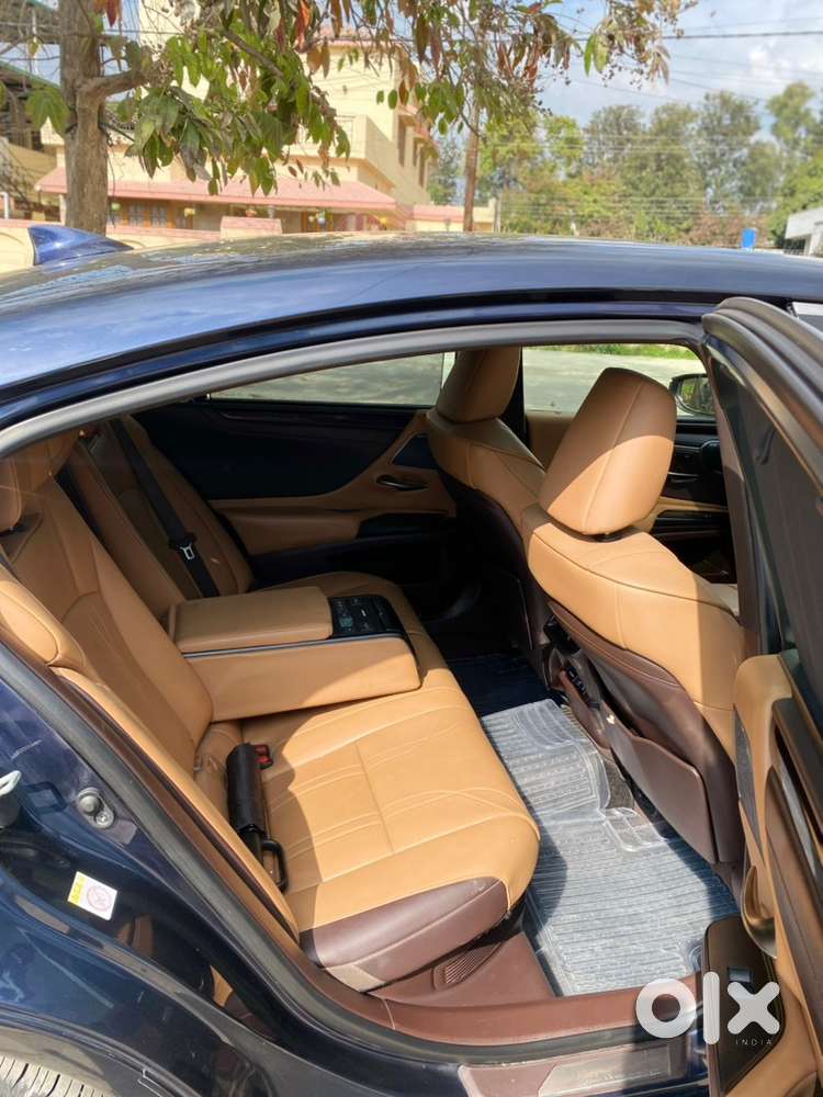 Lexus Es 300h 2019