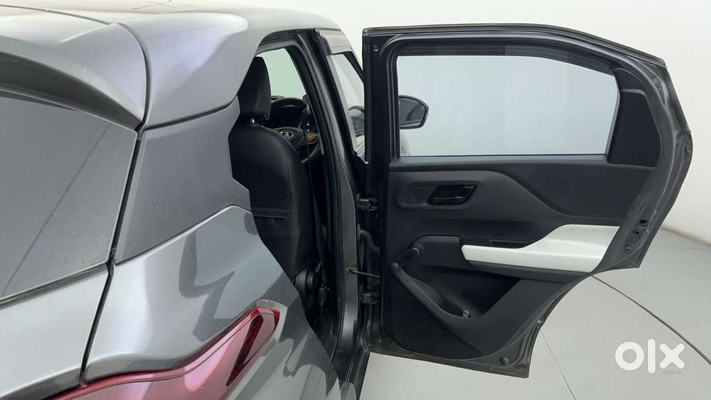Tata Punch Pure, 2022, Petrol