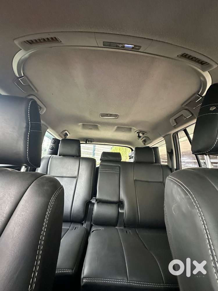 Toyota Innova Crysta 2.4 V, 2017, Diesel