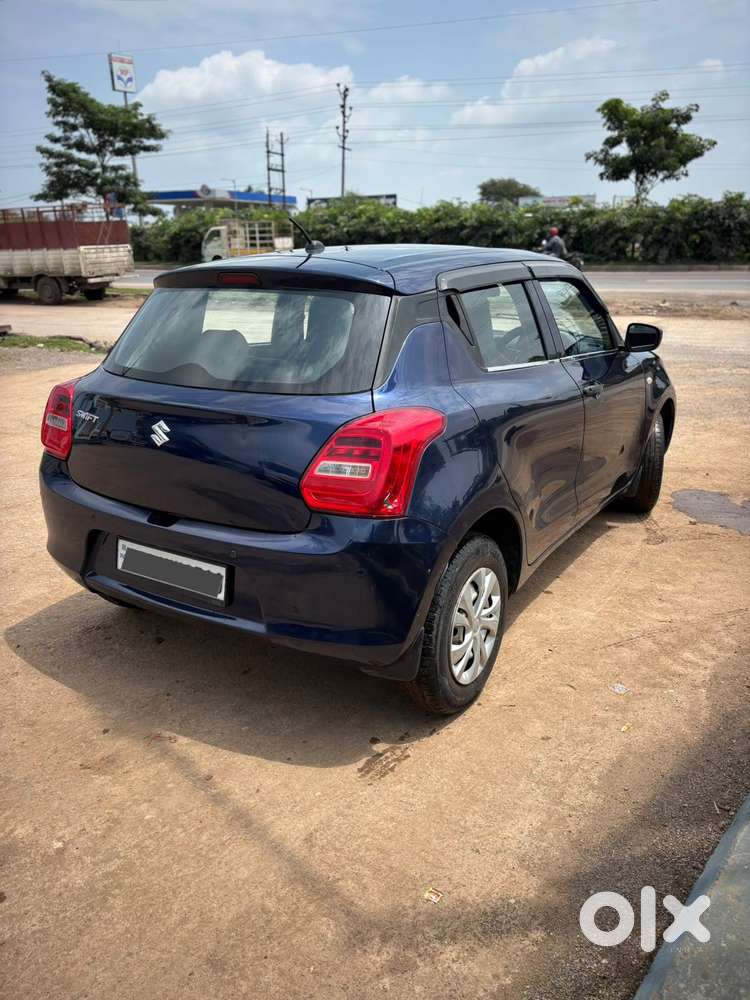 Maruti Suzuki Swift Vvt Lxi, 2021, Petrol