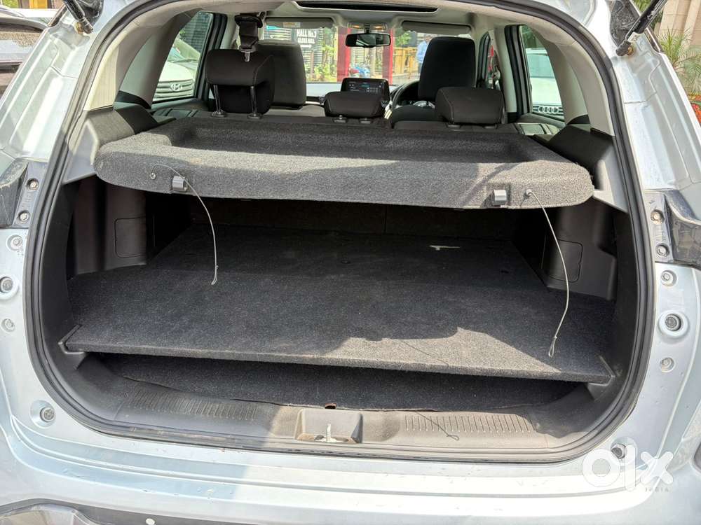 Maruti Suzuki Grand Vitara 1.5 Zeta Plus Dual Tone Intelligent Hybri..