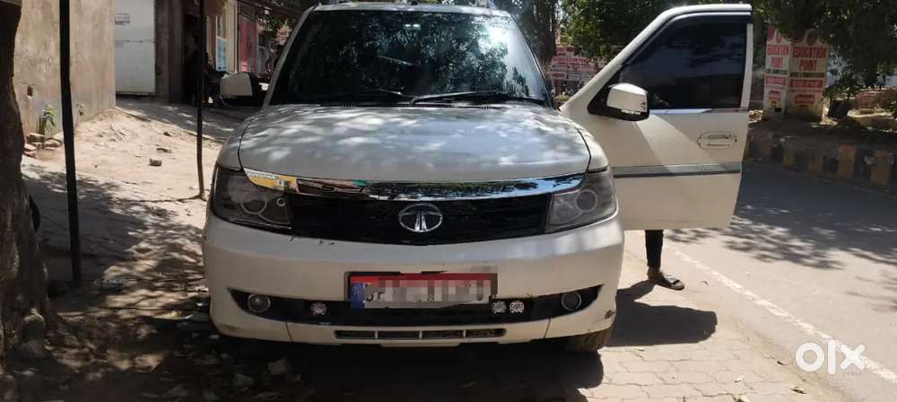 Tata Safari Storme 2014