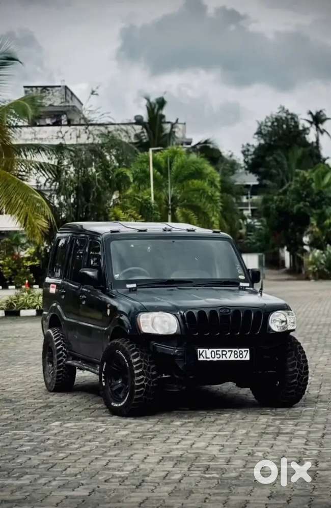 Mahindra Scorpio Di Turbo  2004 Diesel 160000 Km Driven