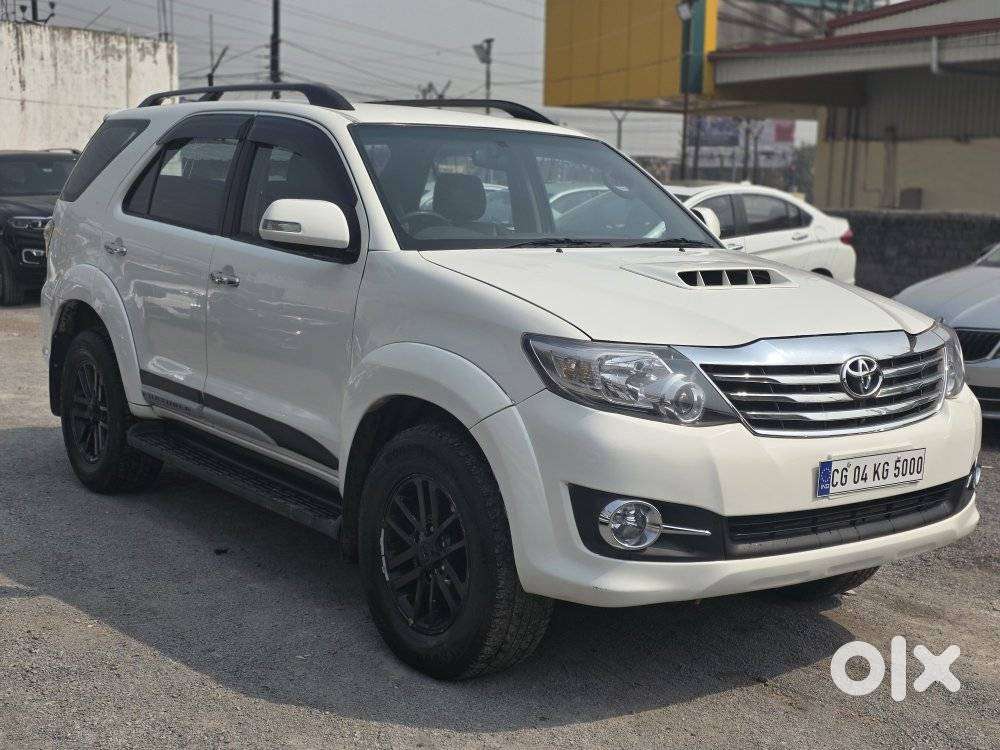 Toyota Fortuner 3.0 4x2 Mt, 2012, Diesel