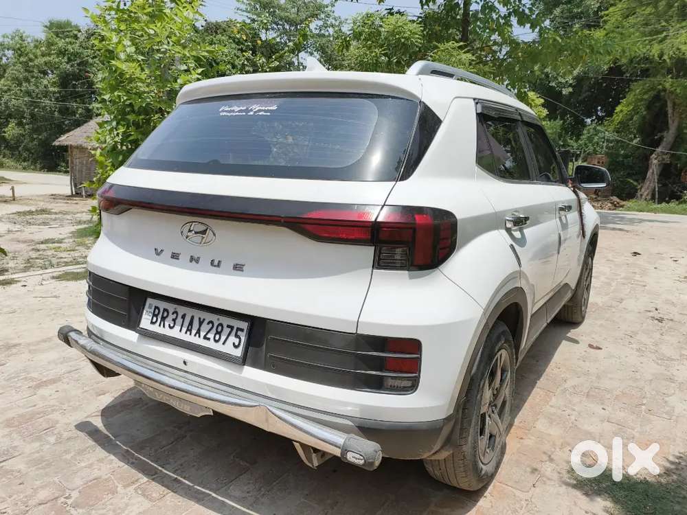 Hyundai Venue Mt Petrol 2023