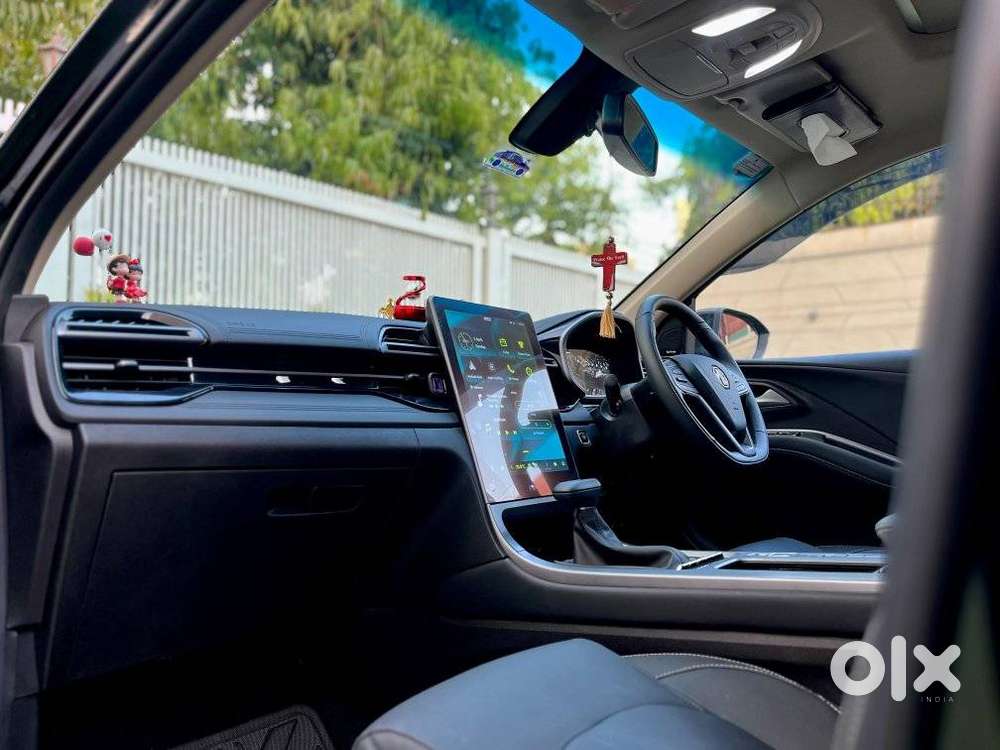 Mg Hector Sharp Pro 1.5 Turbo Cvt, 2025, Petrol