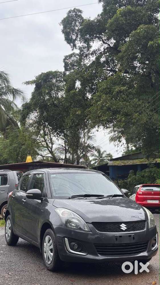 Maruti Suzuki Swift Vxi Abs Bsiv, 2017, Petrol