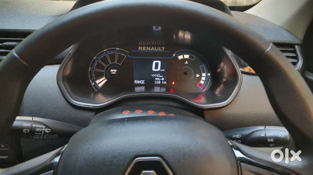 2024 Renault Triber Rxt  4,000 Km Only  Showroom Like Condition