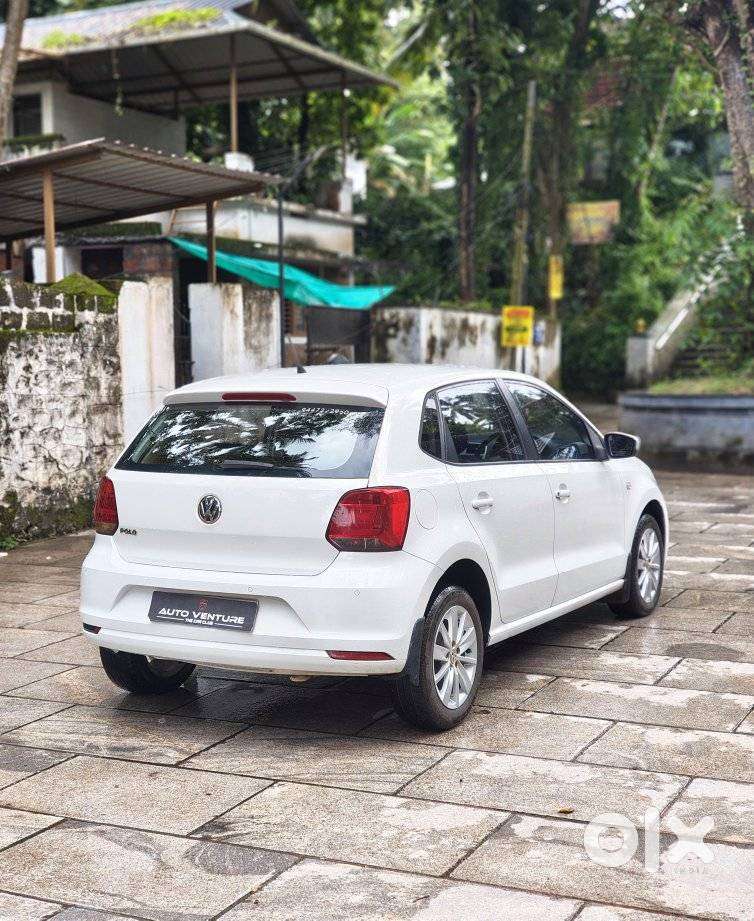 Volkswagen Polo Petrol Highline 1.2l, 2014, Petrol