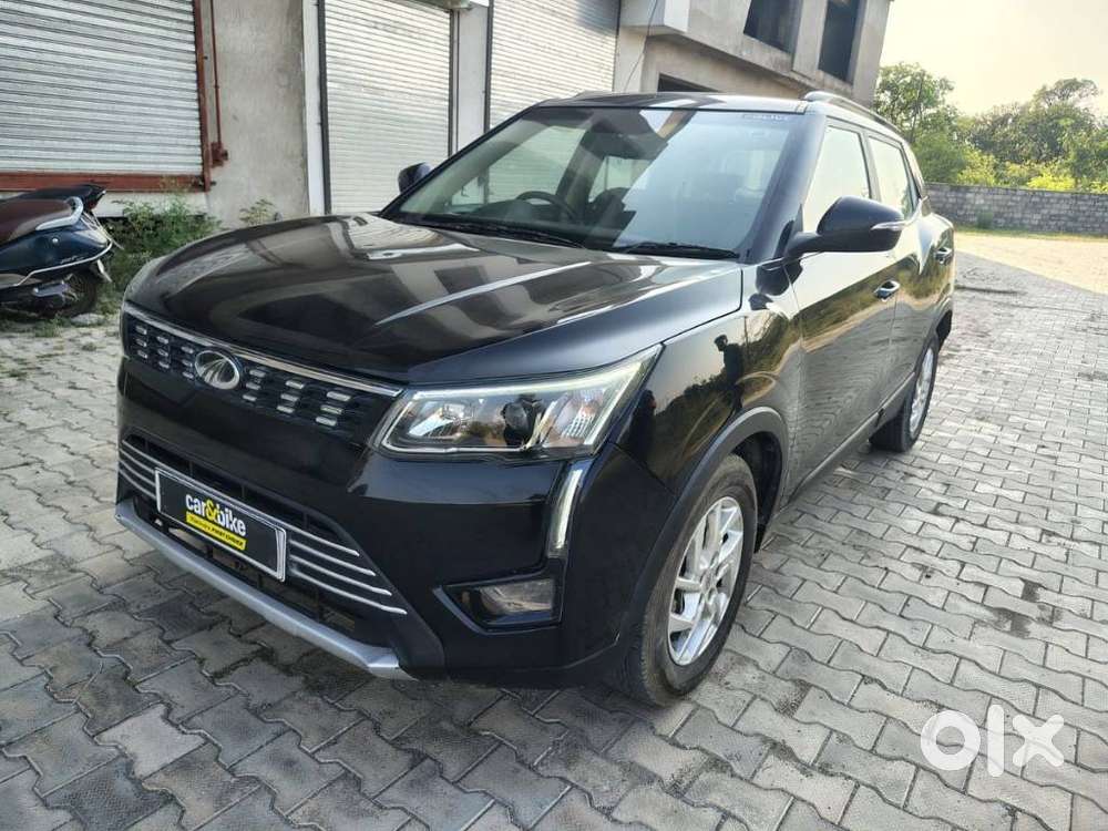Mahindra Xuv300 W8, 2022, Petrol