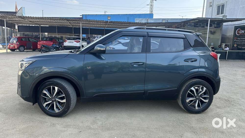 Mahindra Tuv 300 T10 Opt, 2019, Diesel
