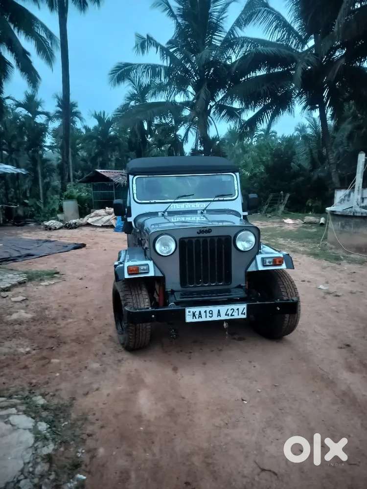 Mahindra Jeep 2000
