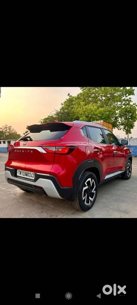 Nissan Magnite 1.0 Xv Premium, 2022, Petrol