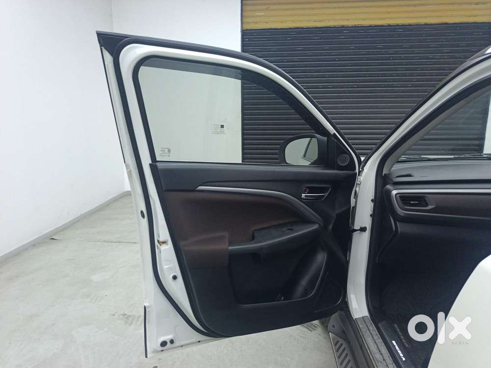 Maruti Suzuki Brezza Zxi Plus At, 2022, Petrol