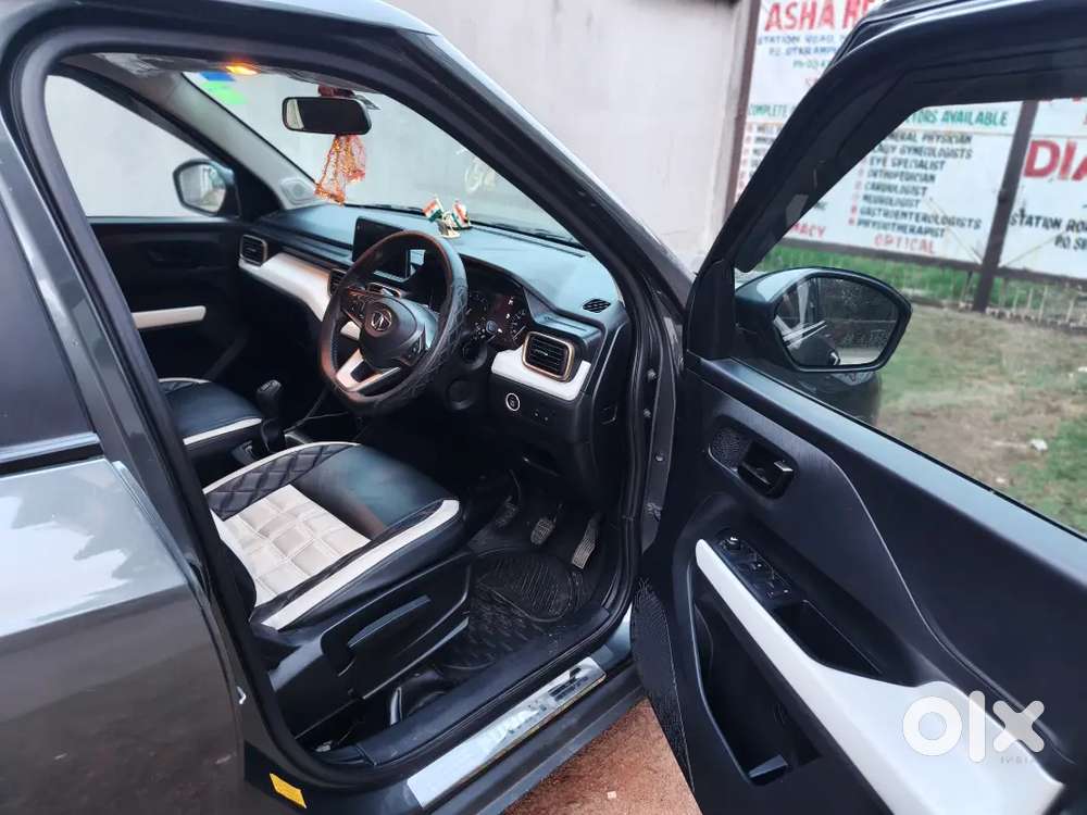 Tata Punch Accomplished 
Year December 2021