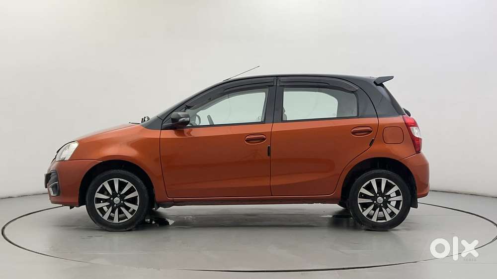 Toyota Etios Liva 2014-2016 V, 2018, Petrol