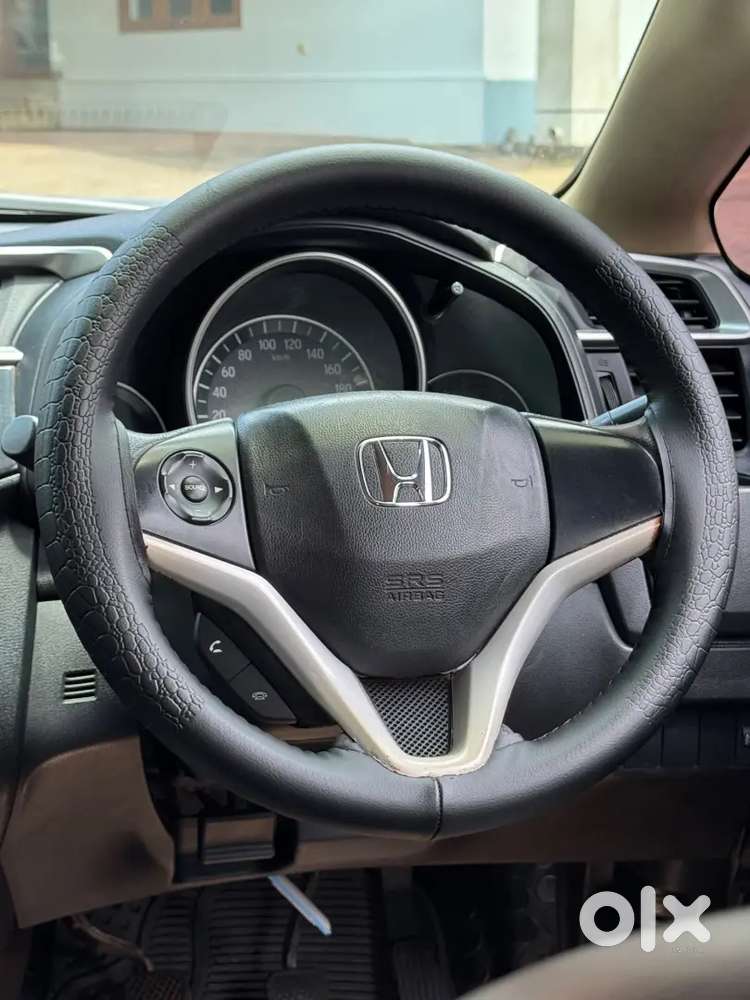 2016 Honda Jazz Sv Diesal Original Kerala Well Maintained Car