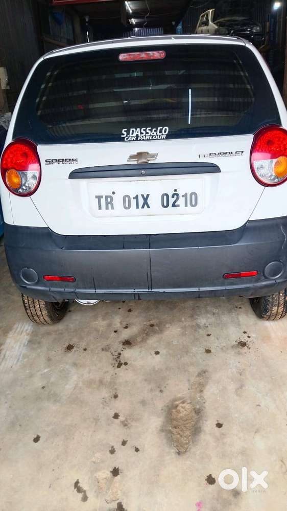 Chevrolet Spark 2010 Petrol Well Maintained