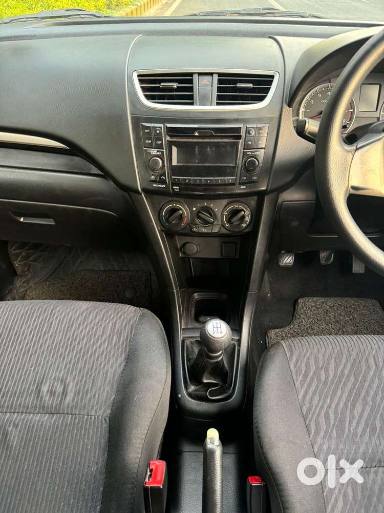 Maruti Suzuki Swift Vxi Optional, 2017, Petrol