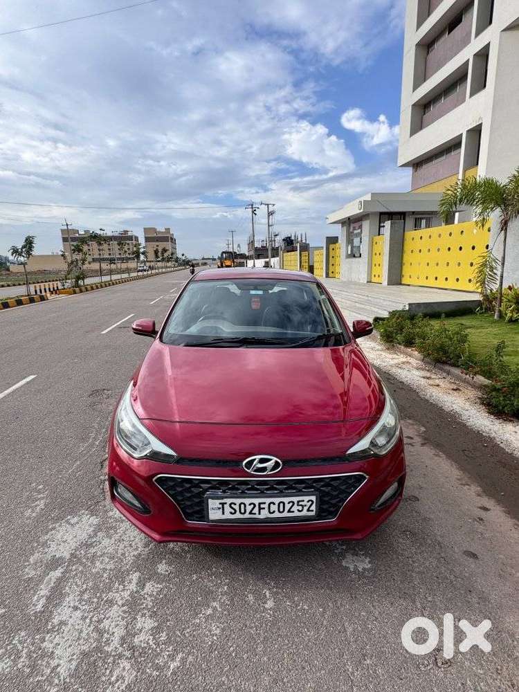 Hyundai I20 Sportz Plus, 2019, Petrol