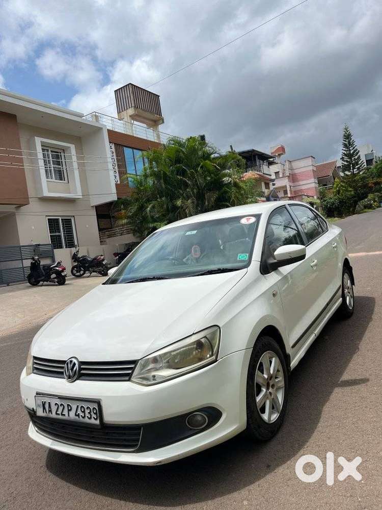 Volkswagen Vento 2010-2013 Petrol Highline, 2012, Petrol