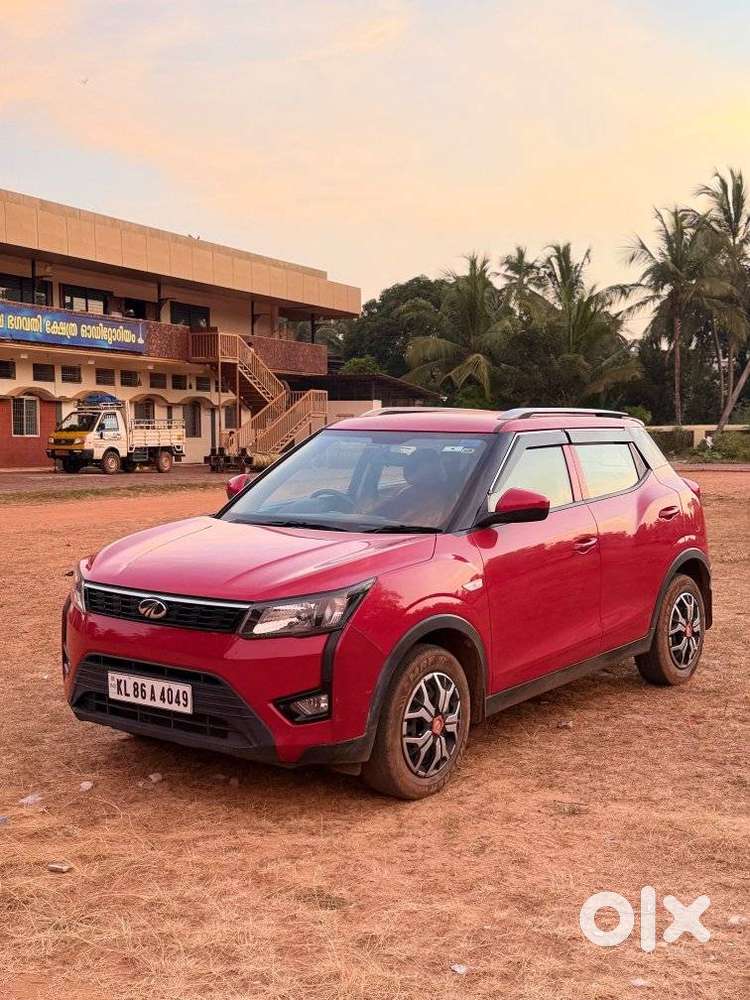 Mahindra Xuv300 W4, 2022, Petrol