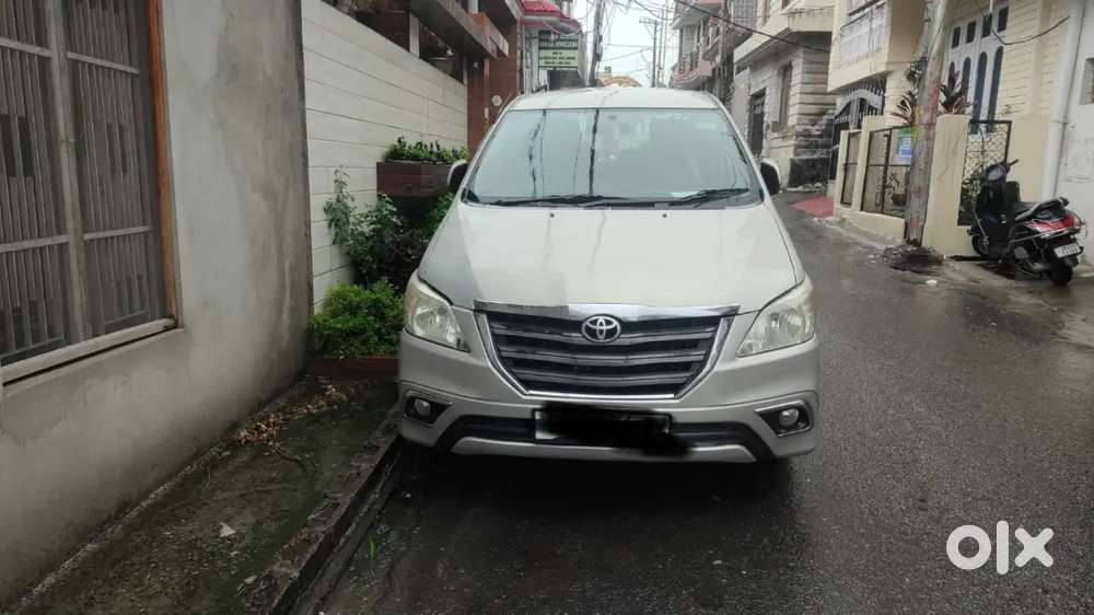 Toyota Innova 2.5 G Diesel 2015