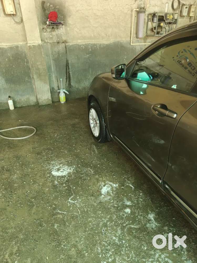 Maruti Suzuki Dzire 2022 Petrol 122000 Km Driven