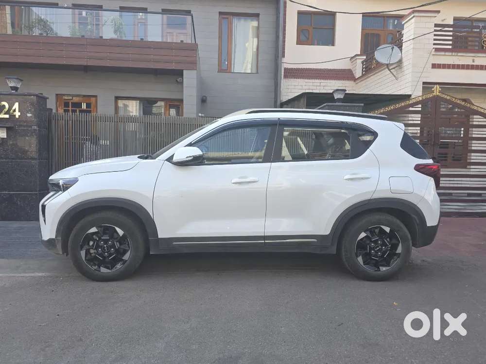 Kia Sonet 2025 Diesel 5200 Km Driven