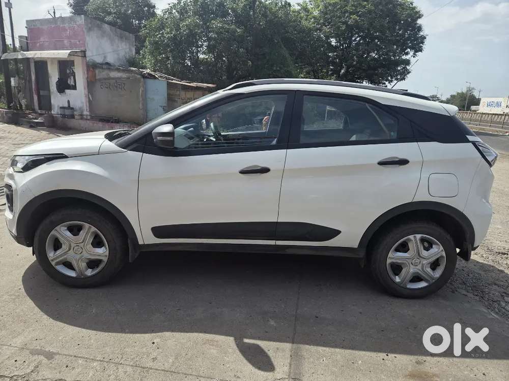 Tata Nexon 2023 Petrol 23000 Km Driven