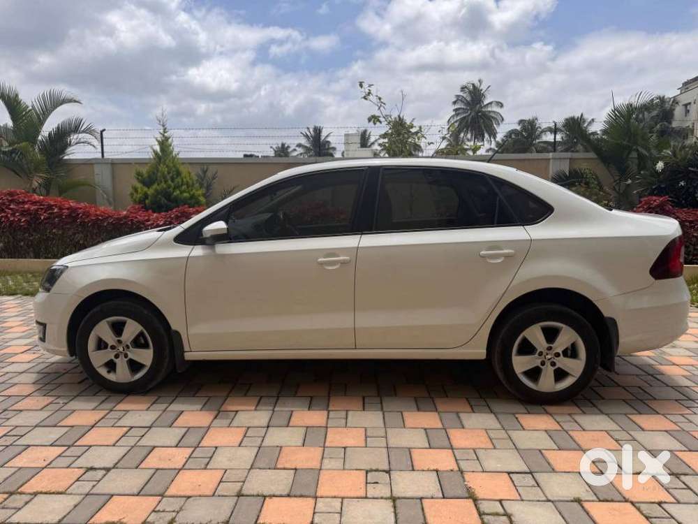 Skoda Rapid 1.0 Tsi Ambition, 2020, Petrol