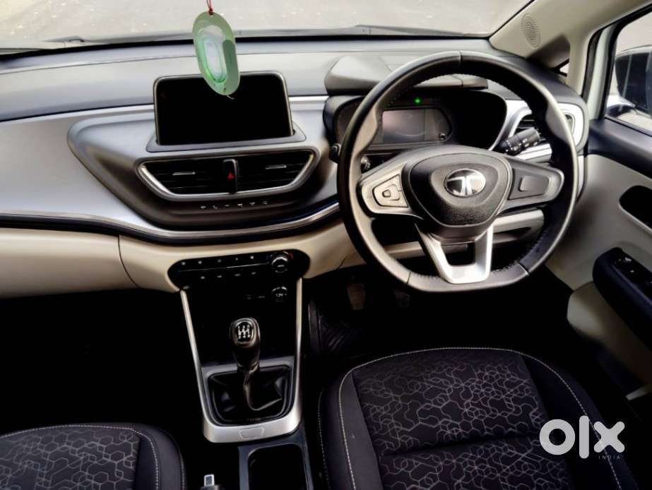 Tata Altroz Xz, 2024, Petrol