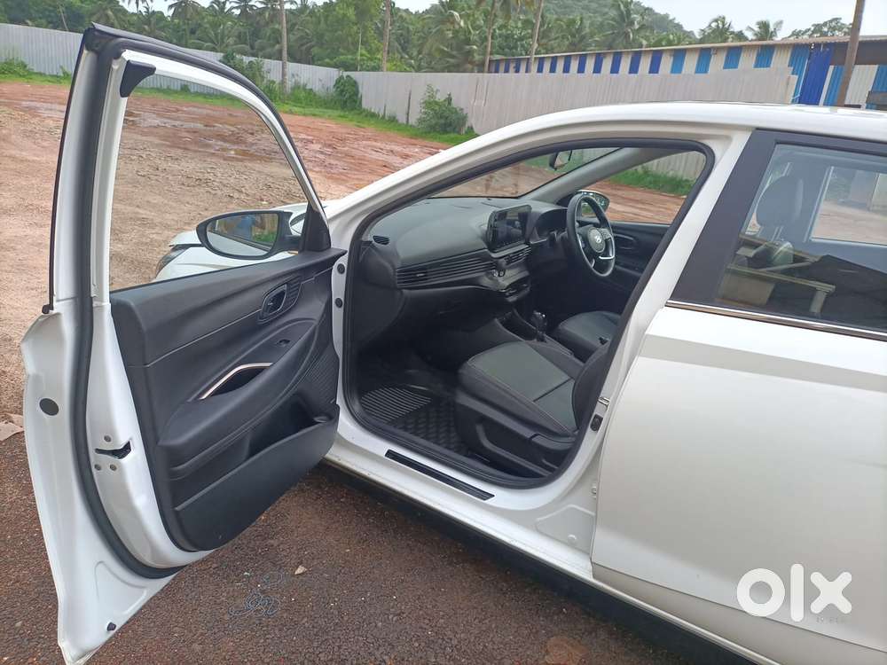 Hyundai New I20 1.0 Asta (o) Turbo Dct, 2022, Petrol