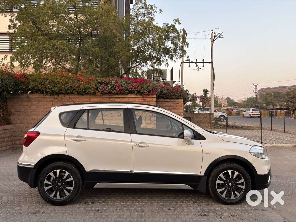 Maruti Suzuki S Cross Zeta Shvs, 2017