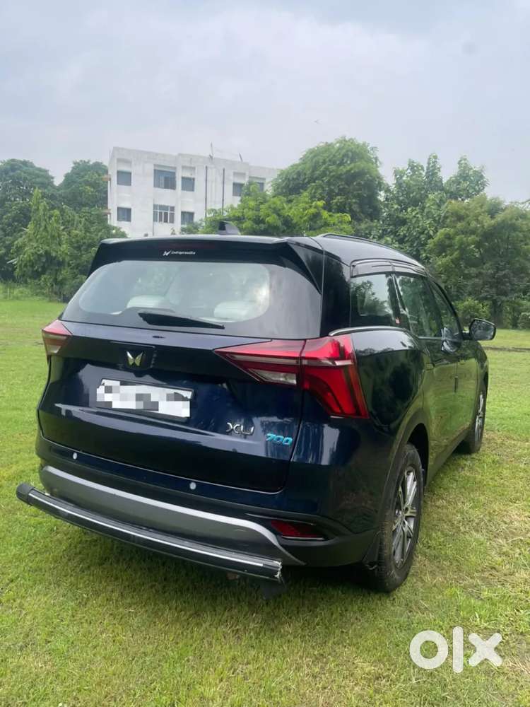 Mahindra Xuv700 2.0 Ax 7 Petrol At Str, 2023, Petrol