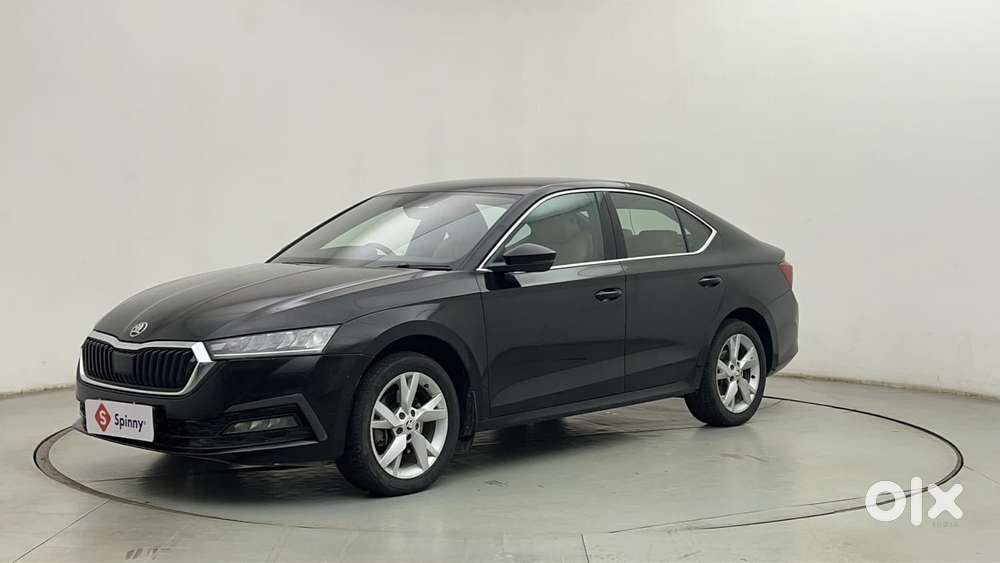 Skoda Octavia 2.0 Style Tsi At, 2023, Petrol