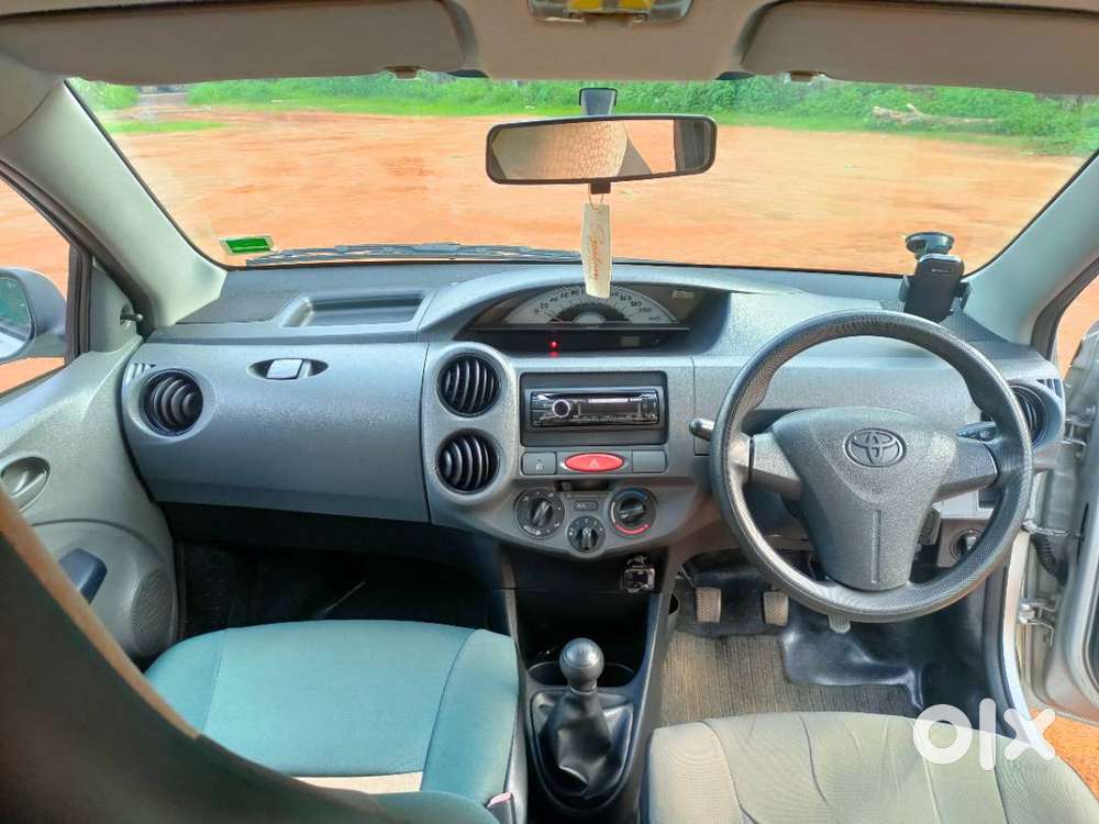 Toyota Etios G 2012