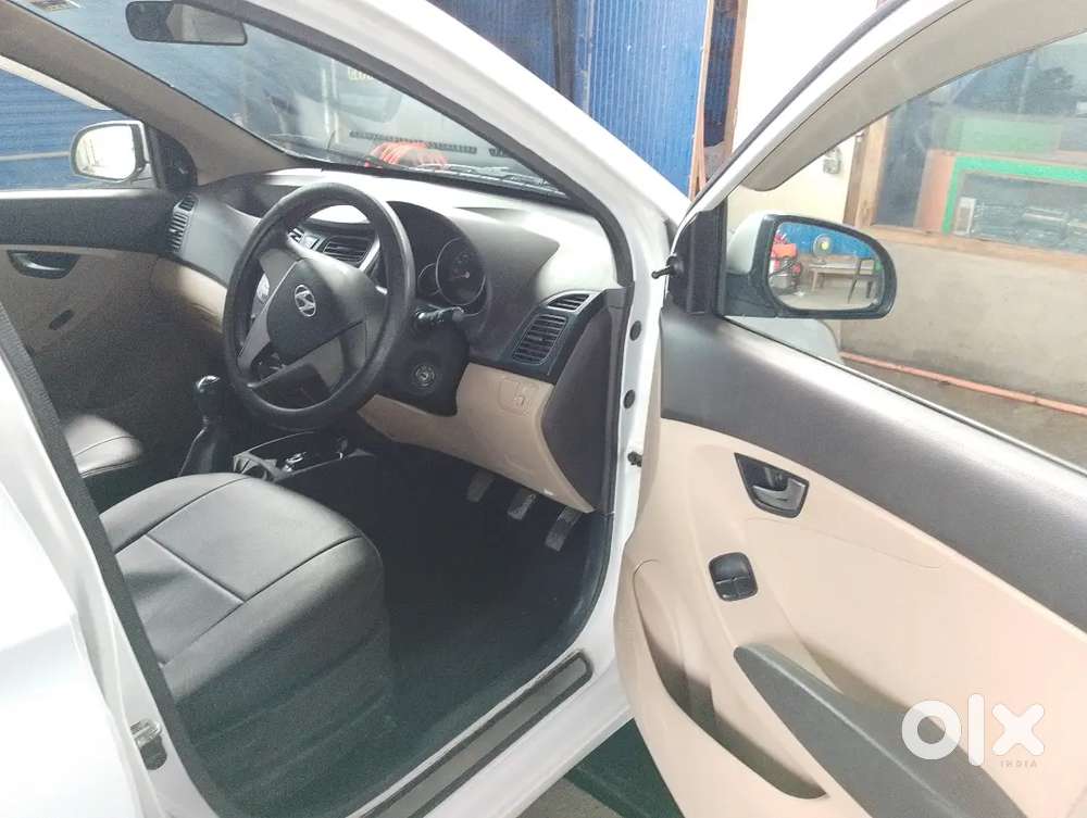 Hyundai Eon Sportz 2017 Petrol