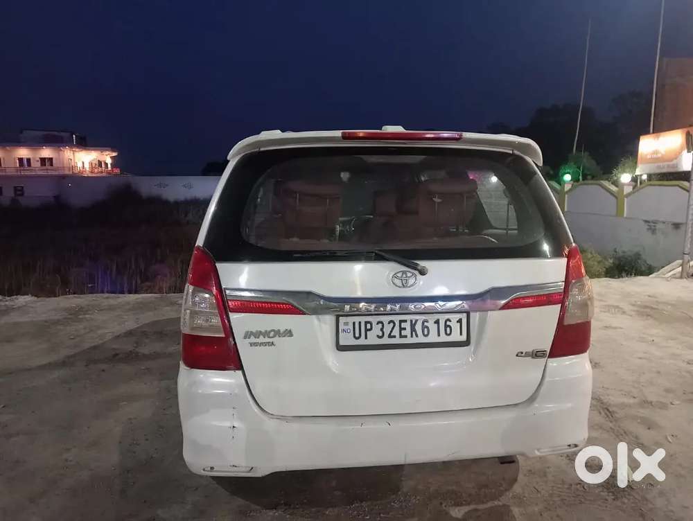 Toyota Innova 2012 Petrol 138000 Km Driven