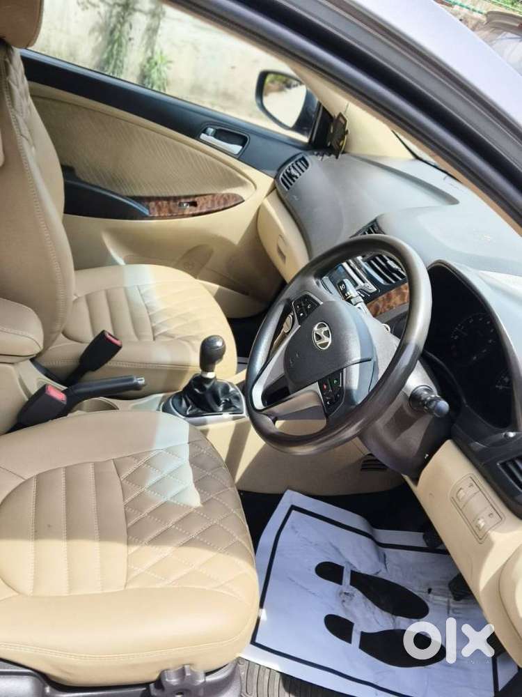 Hyundai Verna Fluidic 1.6 Vtvt Sx Opt, 2015, Petrol