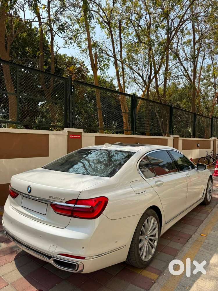 Bmw  Model- 730ld  Variant- 730ld Dpe Signature  Year- 2016