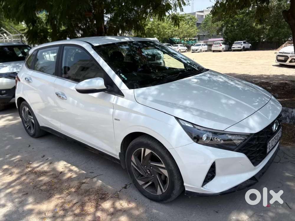 Hyundai I20 Asta (o) 1.2 Ivt, 2022, Petrol
