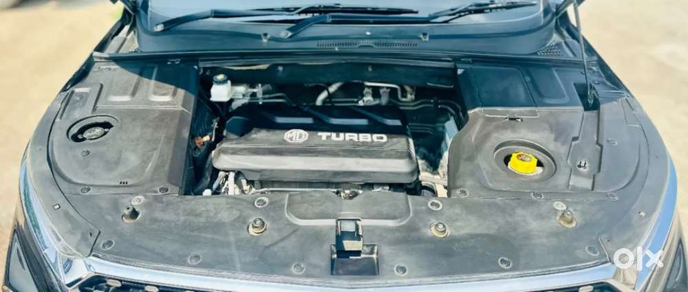 Mg Hector Plus 1.5 Sharp Turbo Cvt 6 Str, 2022, Petrol