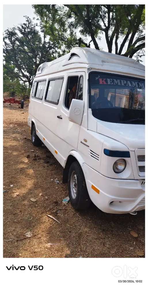 Force Motors Trax Cruiser 2012