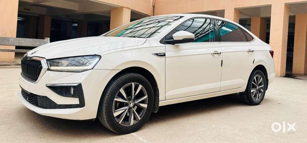 Skoda Slavia Style 2022 Model 1.0l Tsi Amt