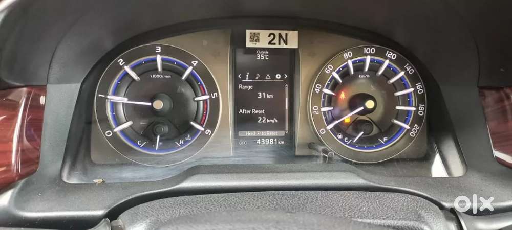 Toyota Innova Crysta [2020-ongoing] 2.4 Vx 8 Str, 2021, Diesel