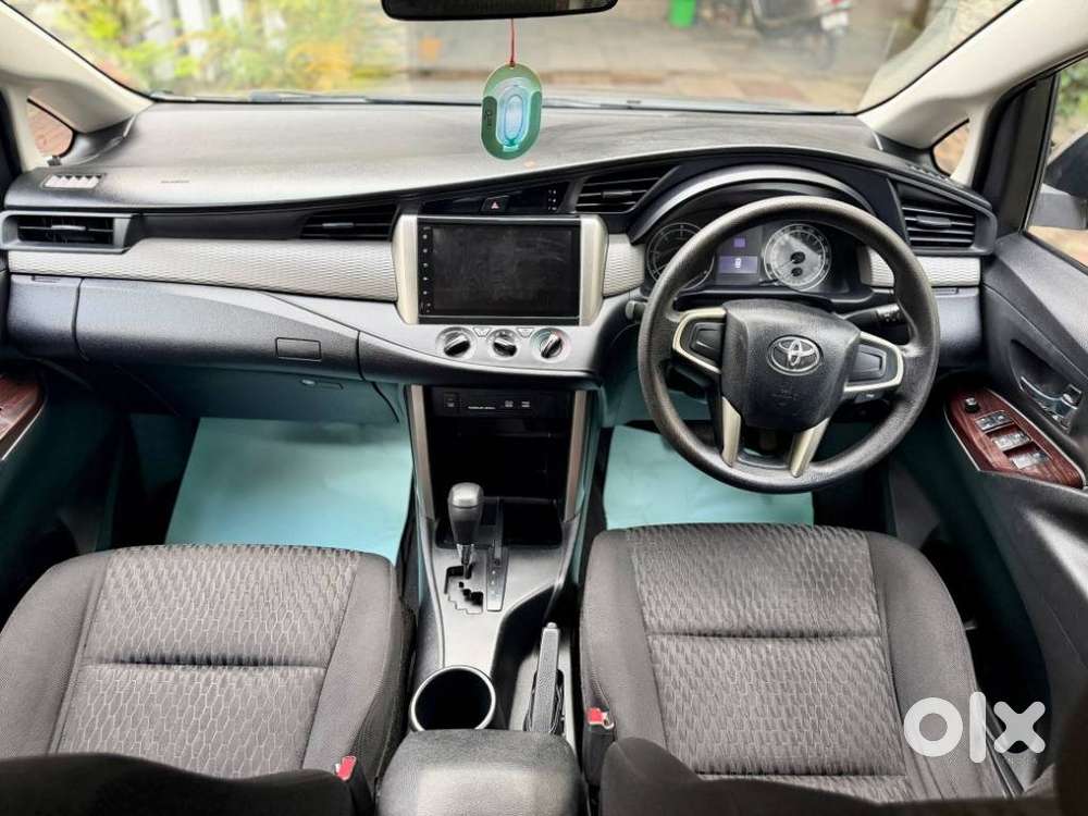 Toyota Innova Crysta 2.8 Gx At, 2016, Diesel